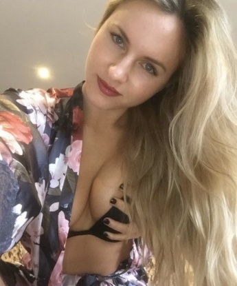 Анкета проститутки Юлия - город Скворцово, 28 лет, №10754